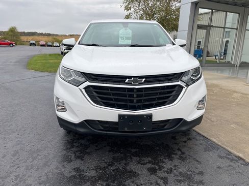 Used 2018 Chevrolet Equinox LT image 2