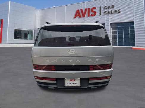 Used 2025 Hyundai Santa Fe Limited FWD image 7