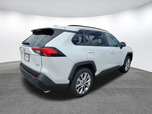 Used 2024 Toyota RAV4 XLE Premium w/ Weather Package FWD image 5