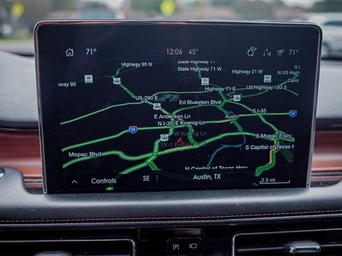 Used 2021 Lincoln Aviator Grand Touring w/ Elements Package Plus image 16