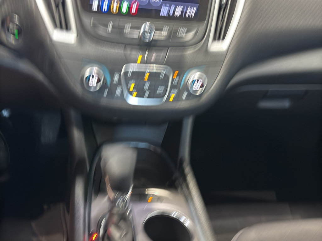 Used 2024 Chevrolet Malibu LT FWD image 10