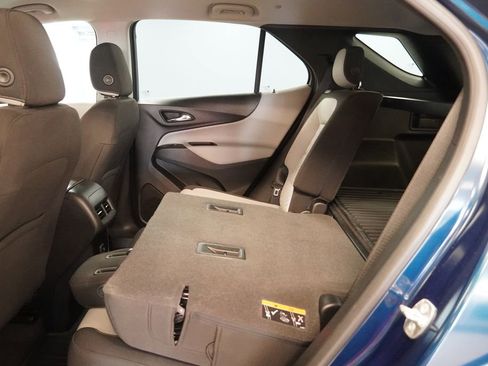 Used 2020 Chevrolet Equinox LT FWD image 28