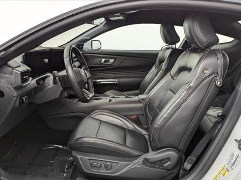 Used 2024 Ford Mustang Premium image 14