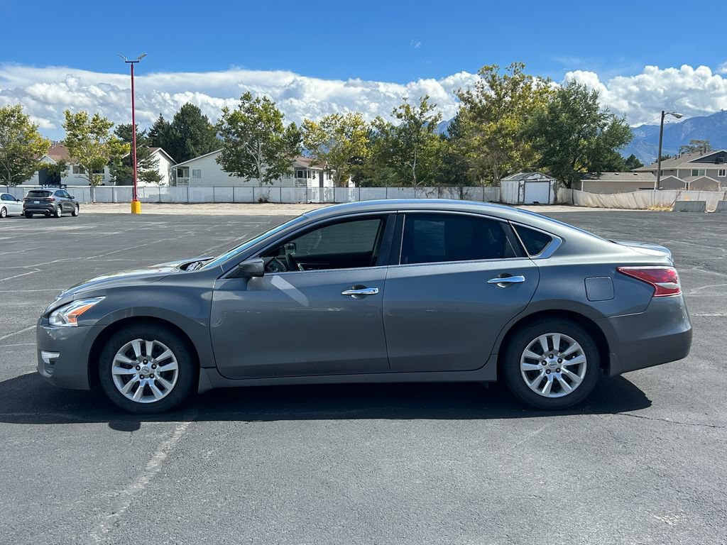Used 2015 Nissan Altima 2.5 S w/ Power Driver Seat Package FWD image 7