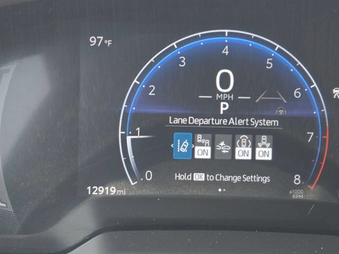 Used 2026 Toyota Corolla SE FWD image 14