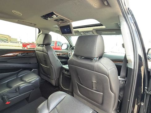 Used 2019 Cadillac Escalade ESV Premium Luxury AWD/4WD image 53