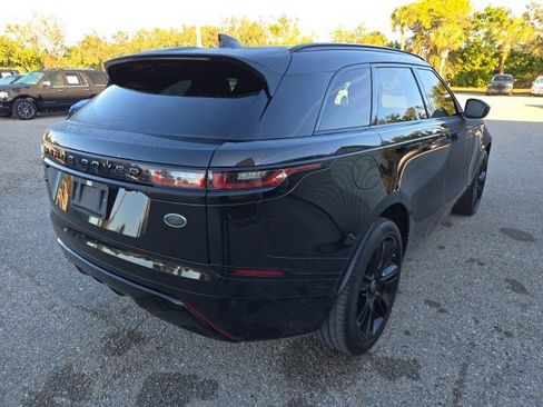 Used 2020 Land Rover Range Rover Velar R-Dynamic S image 5