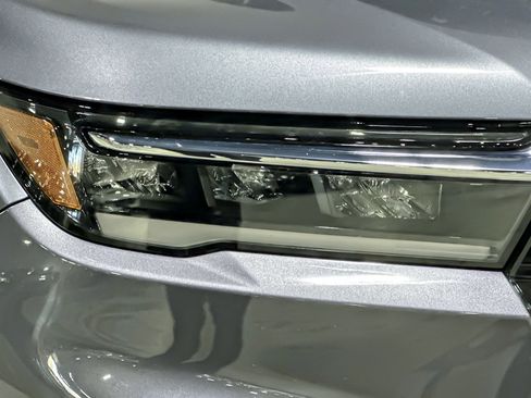 Used 2024 Honda Pilot Elite image 10