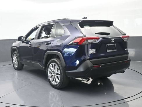 Used 2025 Toyota RAV4 XLE Premium FWD image 4