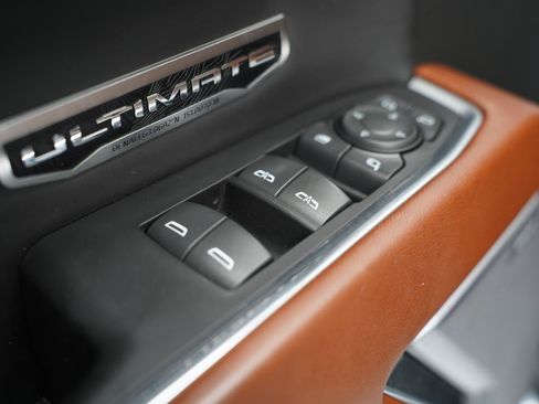 Used 2022 GMC Sierra 1500 Denali Ultimate AWD/4WD image 27