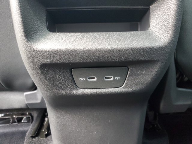 New 2026 Volkswagen Tiguan SE R-Line AWD/4WD image 12