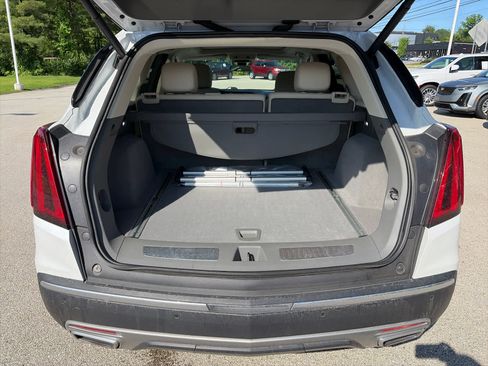 Used 2024 Cadillac XT5 Premium Luxury AWD/4WD image 8