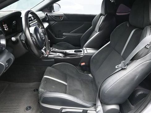 Used 2022 Toyota GR86 Premium RWD image 17
