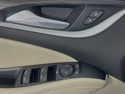 Used 2018 Buick Enclave Essence w/ Trailering Package image 20