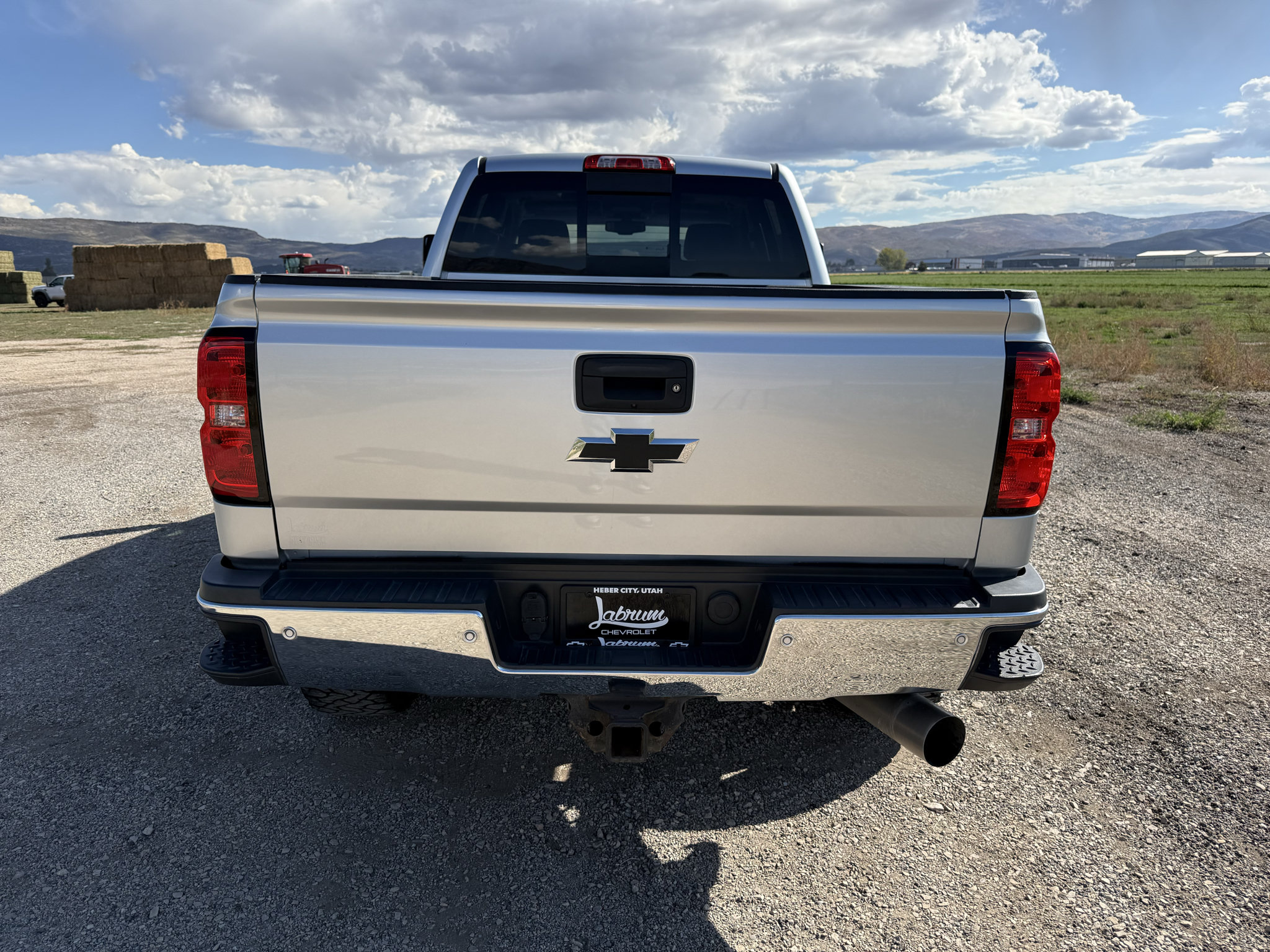 Used 2017 Chevrolet Silverado 2500 LTZ w/ Duramax Plus Package AWD/4WD image 6