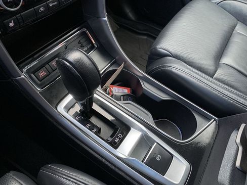 Used 2022 Subaru Ascent Limited image 27