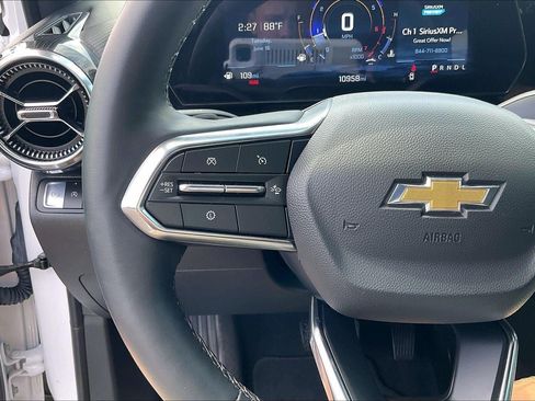 Used 2026 Chevrolet Equinox LT FWD image 18