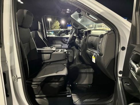 Used 2025 Chevrolet Silverado 2500 Custom w/ Custom Convenience Package image 21