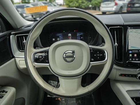 Certified 2025 Volvo XC60 T8 Ultra w/ Protection Package Premier AWD/4WD image 30