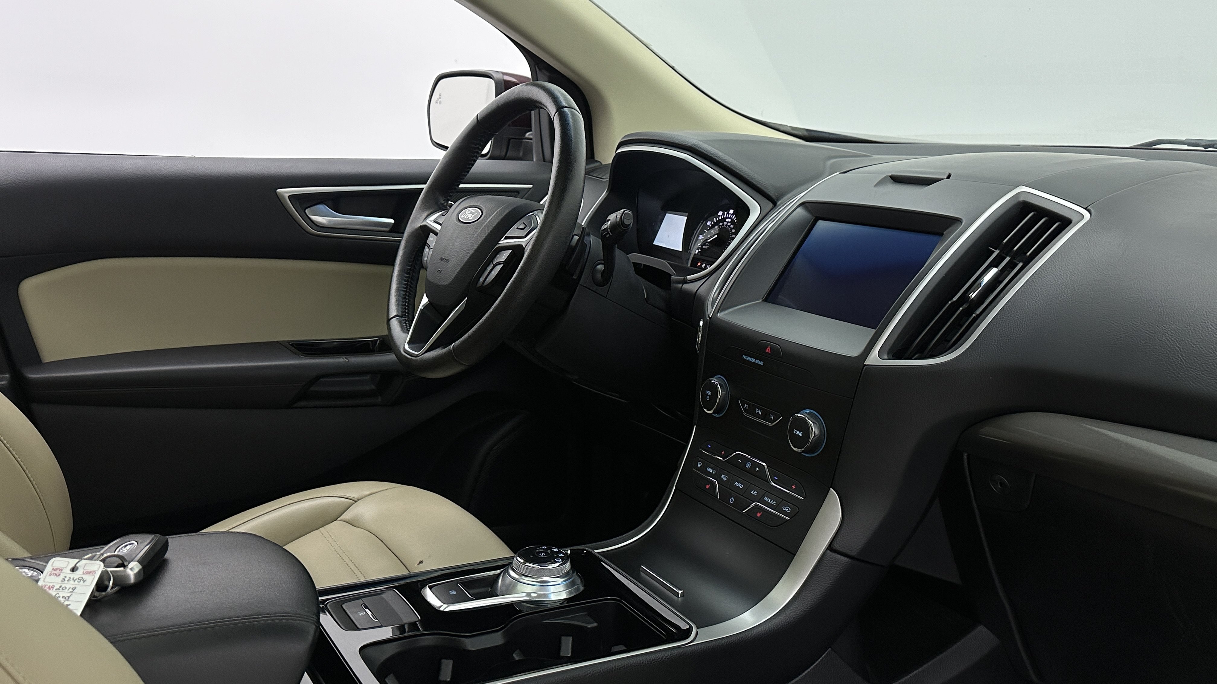 Used 2019 Ford Edge SEL w/ Equipment Group 201A AWD/4WD image 38