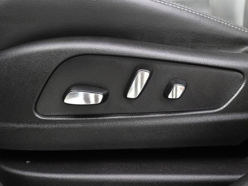 Certified 2025 Cadillac XT6 Premium Luxury image 14