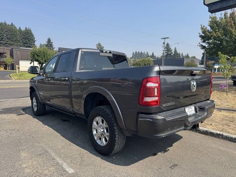 Used 2021 RAM 3500 Laramie AWD/4WD image 4