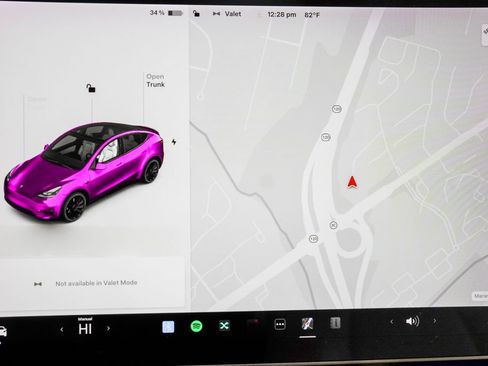 Used 2022 Tesla Model Y Performance AWD/4WD image 29