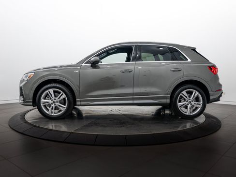 Certified 2023 Audi Q3 2.0T Premium Plus w/ Premium Plus Package AWD/4WD image 6