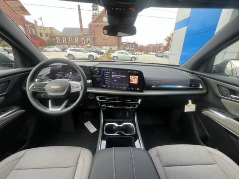 New 2026 Chevrolet Traverse LT w/ LPO, Floor Liner Package image 29