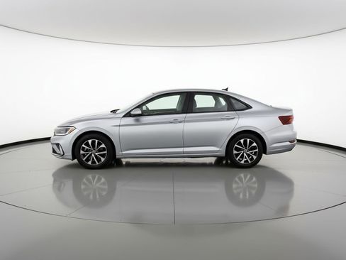 Used 2025 Volkswagen Jetta S image 5