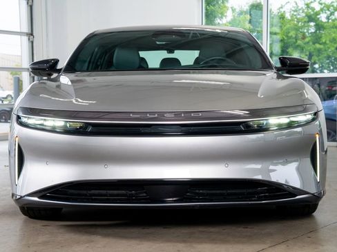 Used 2024 Lucid Air Pure RWD image 4
