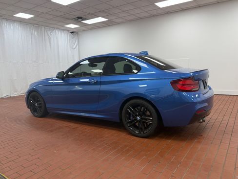 Used 2020 BMW 230i 230i w/ M Sport Package image 3