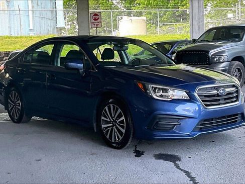 Used 2019 Subaru Legacy 2.5i Premium AWD/4WD image 18