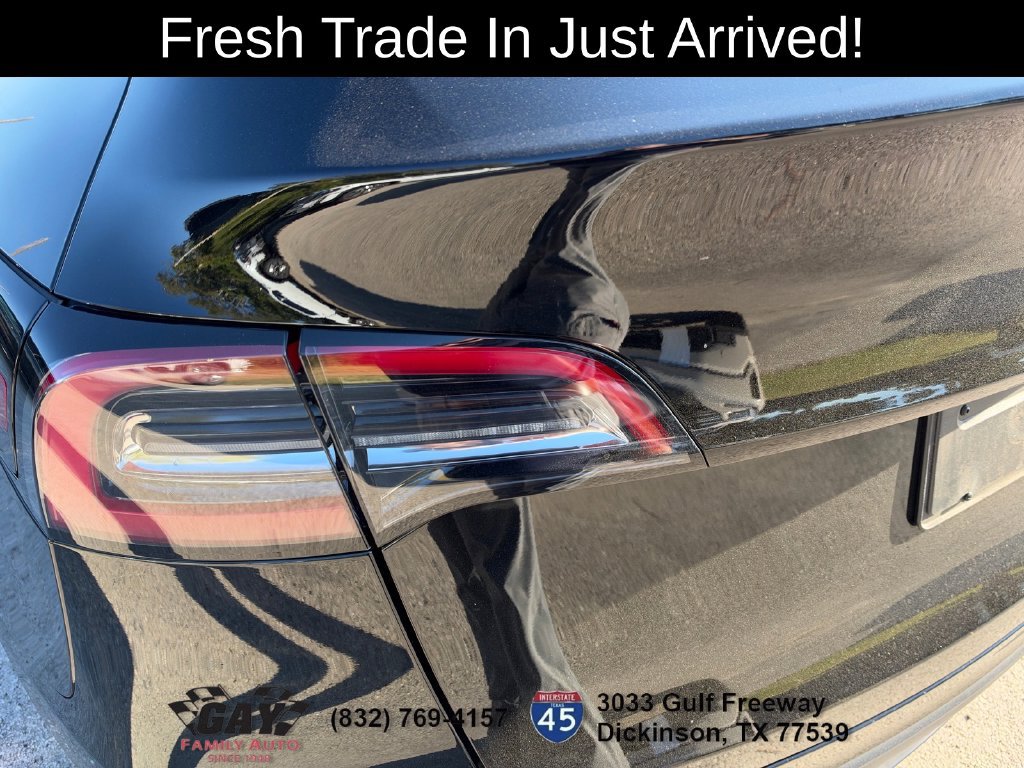 Used 2024 Tesla Model Y Long Range AWD/4WD image 11