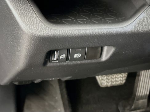 Used 2025 Toyota RAV4 LE image 17