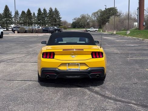Used 2024 Ford Mustang Premium image 4