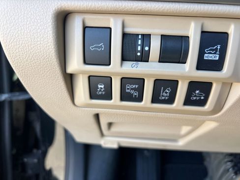 Used 2019 Subaru Outback 3.6R Limited w/ Popular Package #2 AWD/4WD image 30