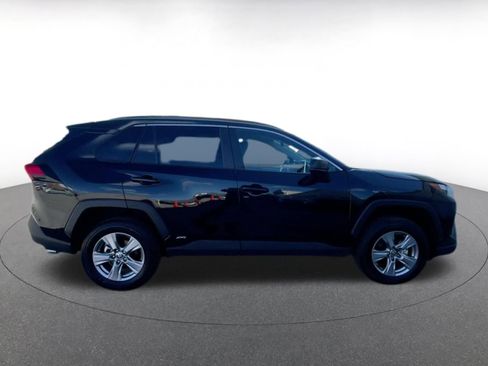 Used 2025 Toyota RAV4 LE image 16