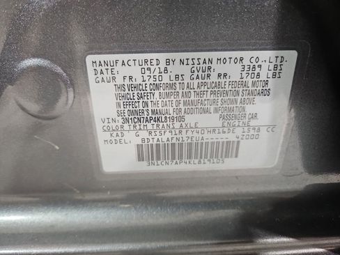 Used 2019 Nissan Versa S image 29