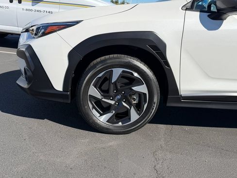 Used 2024 Subaru Crosstrek 2.5i Limited AWD/4WD image 5