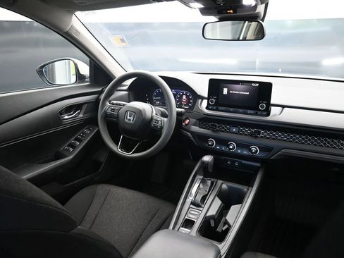 Used 2024 Honda Accord LX image 12