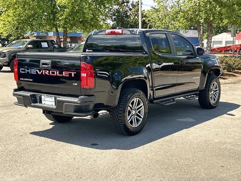 Used 2022 Chevrolet Colorado W/T w/ Custom Special Edition AWD/4WD image 5