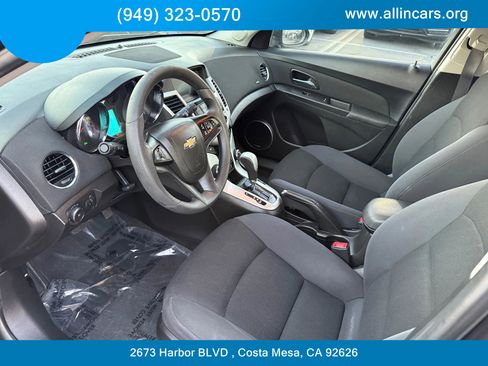 Used 2015 Chevrolet Cruze LT w/ Sun And Sound Package image 7