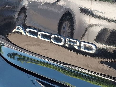 Certified 2023 Honda Accord Touring image 29