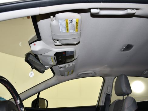 Used 2019 Subaru Crosstrek 2.0i Premium w/ Eyesight System AWD/4WD image 38