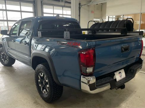 Used 2019 Toyota Tacoma TRD Off-Road AWD/4WD image 6