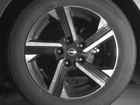 Used 2025 Nissan Sentra SV image 14