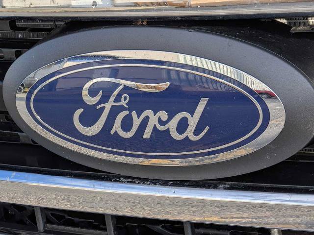 Certified 2022 Ford F350 Lariat w/ Lariat Value Package AWD/4WD image 10