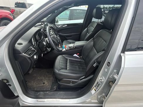 Used 2017 Mercedes-Benz GLS 450 4MATIC image 3