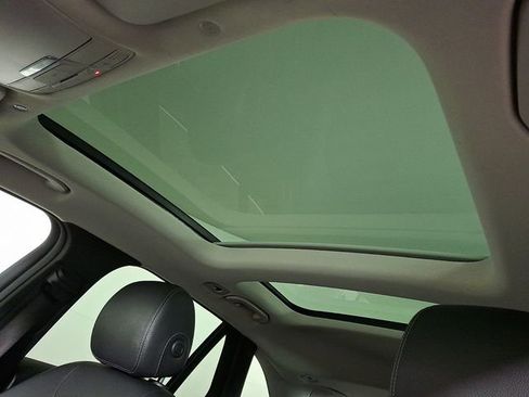 Used 2021 Mercedes-Benz GLC 300 4MATIC image 17